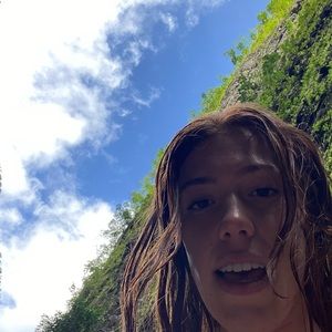 Meet your Posher, Hadley